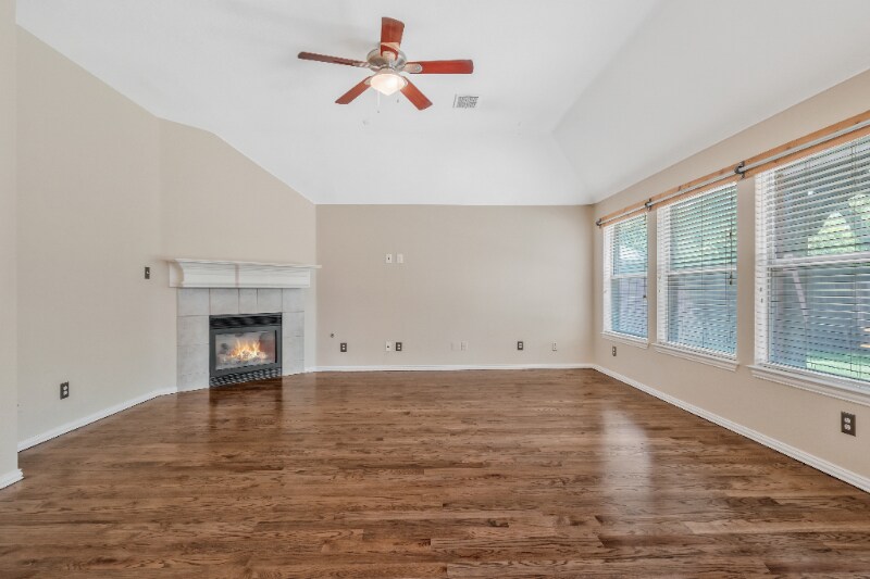 Building Photo - 6412 Autumn Trail
