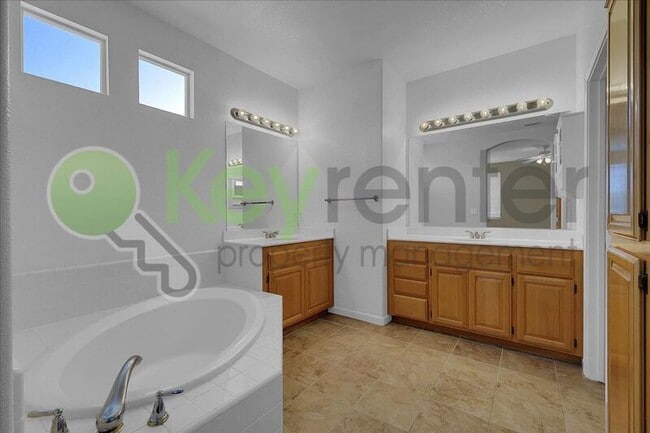 Building Photo - 5338 Brookfield Cir
