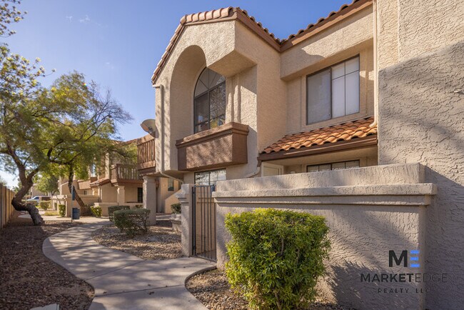 Building Photo - 2Bed/2Bath Home at Alma School/Southern! J...