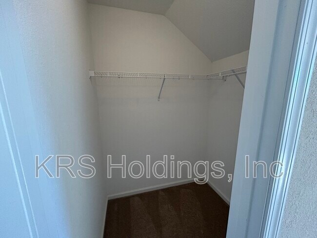 Building Photo - 1763 Jason Ave