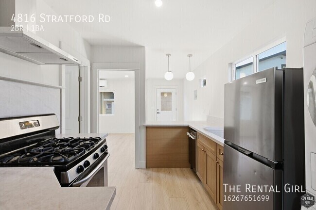 Building Photo - 4816 Stratford Rd