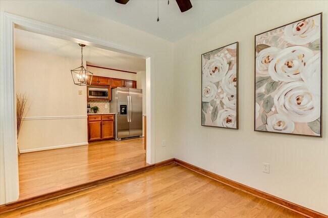 Building Photo - 4655 Wellington Ct