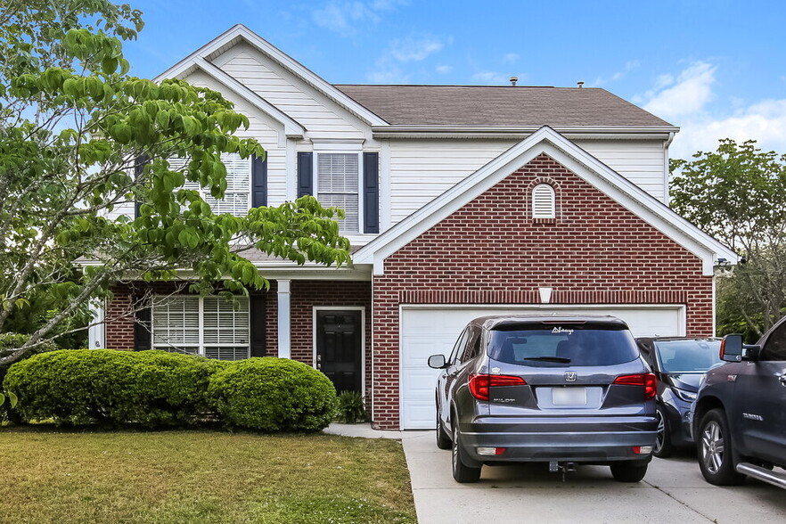 Building Photo - 6160 Roseway Ct