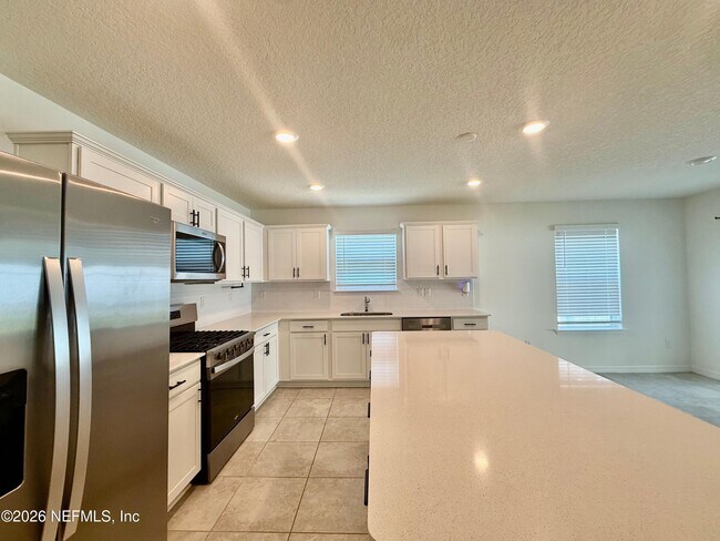 Building Photo - 5459 Bullseye Cir