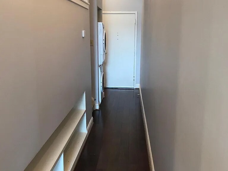 Building Photo - 2429 Locust St