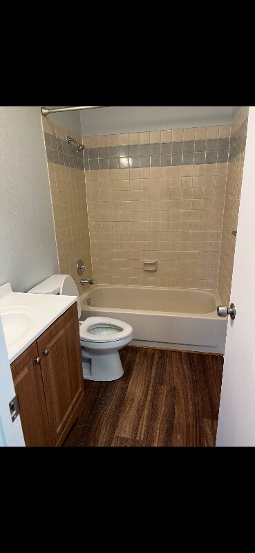 Building Photo - 981 E Snohomish Ave