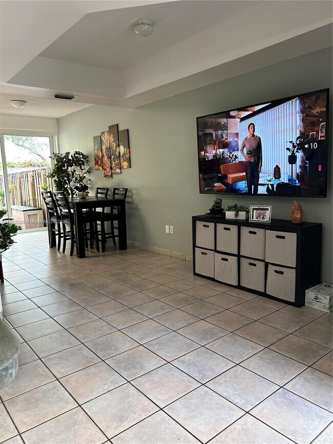 Building Photo - 8665 SW 152nd Ave