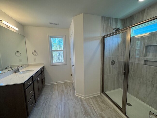 Building Photo - 2008 Red Woodpeckers Ct