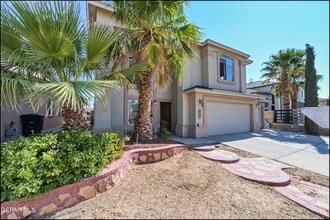 Building Photo - 452 Emerald Pass Ave