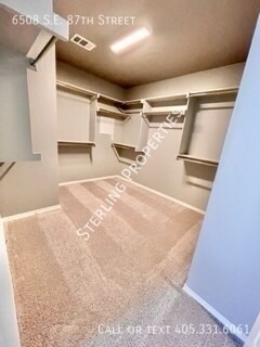 Building Photo - 6508 SE 87th St