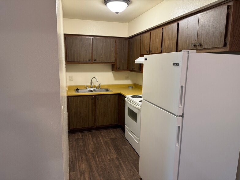 Building Photo - 48 on Cold Spring