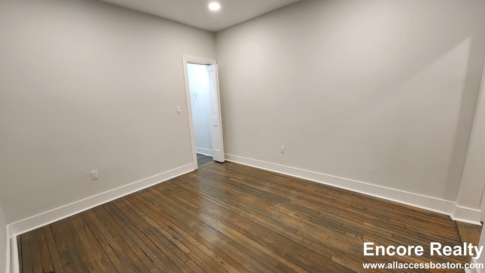 Building Photo - 110 Park St