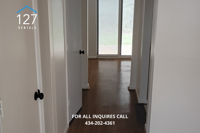 Building Photo - Spacious 3-Bedroom End Unit with Pool, Washer & Dryer, and Included Lawn Care