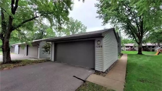 Building Photo - 1386 Arden View Dr