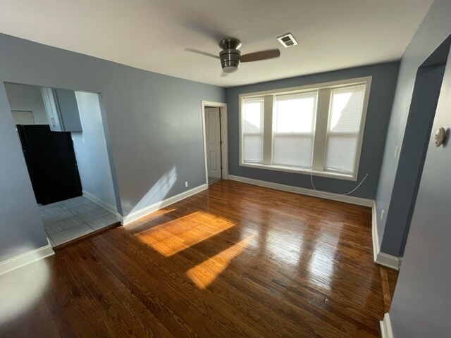 Building Photo - 6611 S Woodlawn Ave