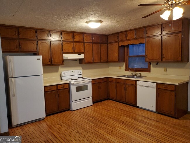 Building Photo - 112 Vincent Ave