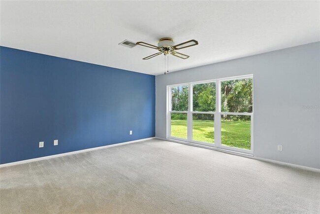 Building Photo - 2205 Henley Rd