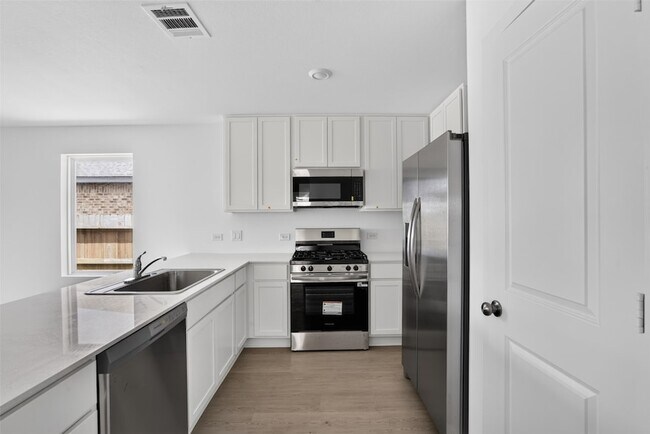 Building Photo - 3008 Calhoun Fls Dr
