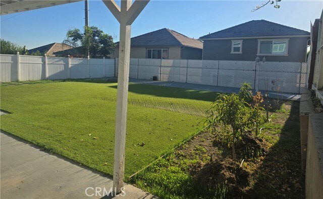 Building Photo - 11608 Luanda St