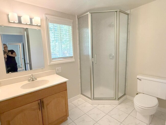 Building Photo - REDUCED ! Sprawling Westside Walnut Creek ...