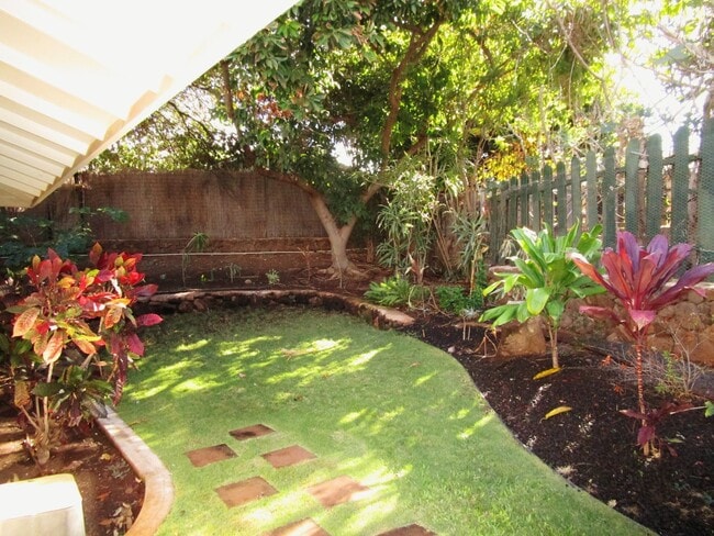Building Photo - Live and Work Remotely on Maui in this Ful...