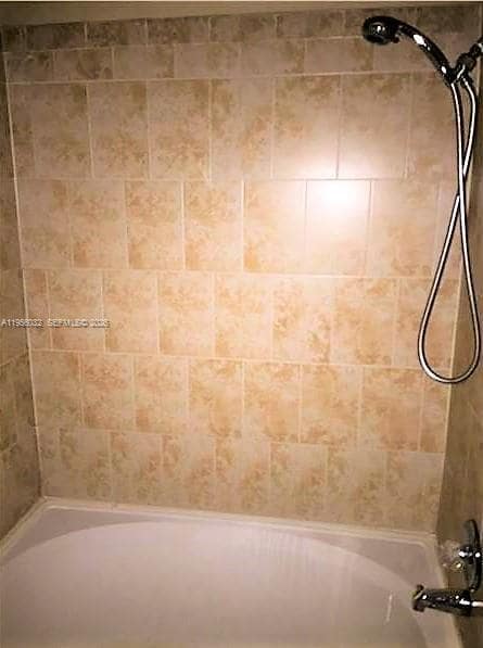 Building Photo - 15610 SW 105th Ln