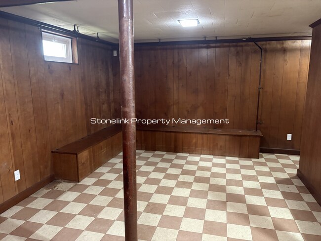 Building Photo - 60 Hambly Rd
