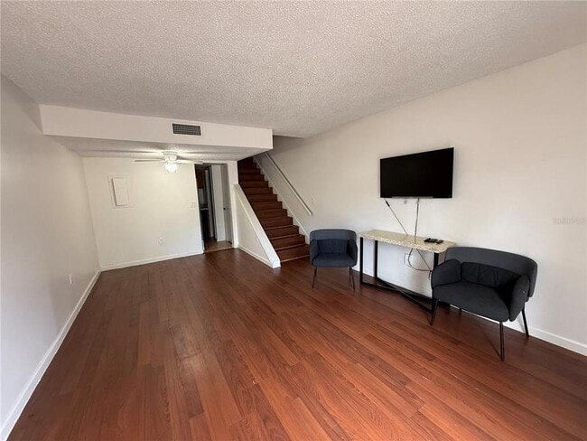 Building Photo - 4113 S Semoran Blvd