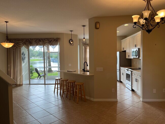 Building Photo - 14467 Mirabelle Vista Cir