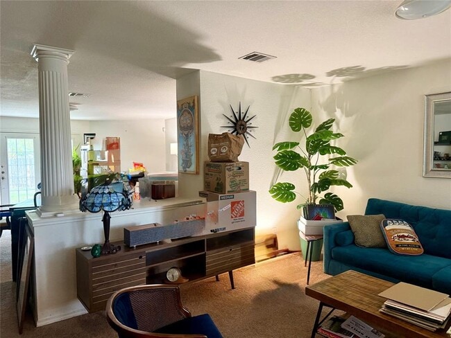 Building Photo - 11104 Chatam Berry Ln