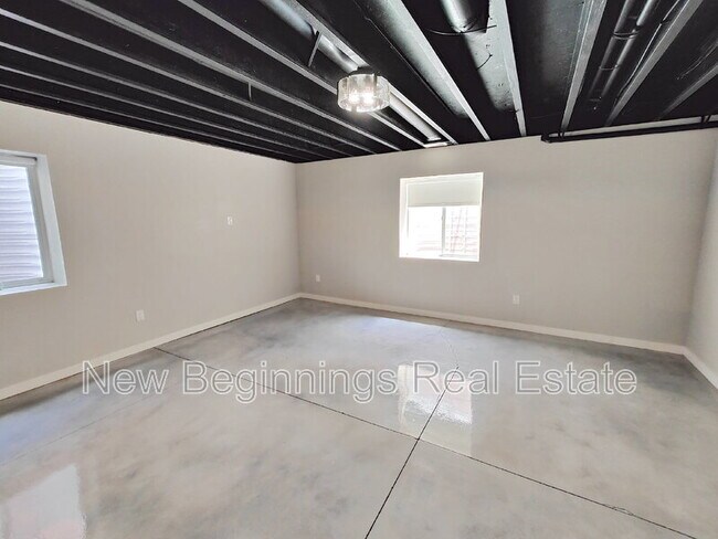 Building Photo - 5313 Palomino Ranch Point