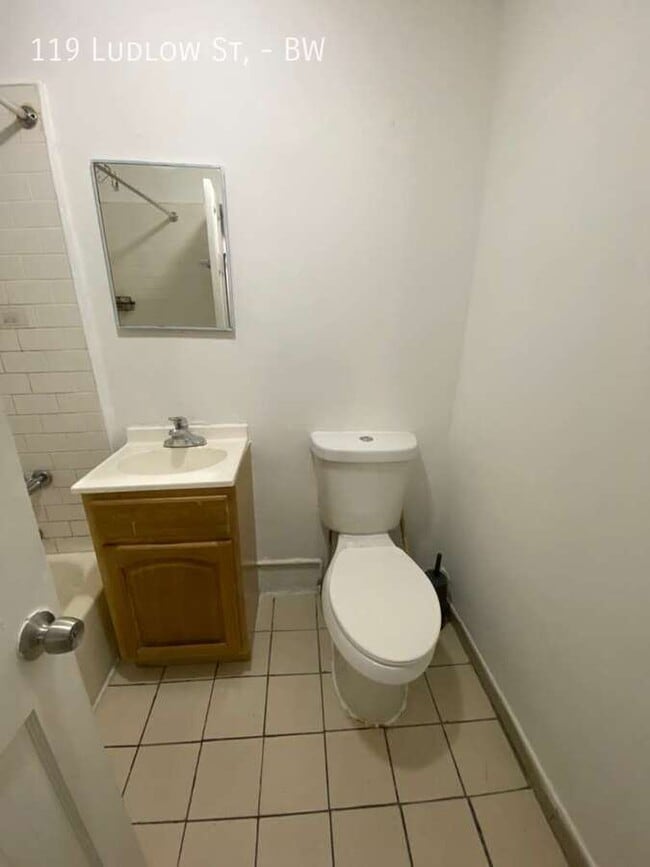 Building Photo - 119 Ludlow St