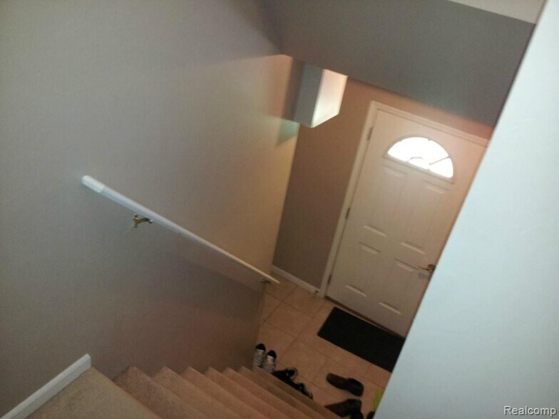 Building Photo - 55198 Westchester Dr