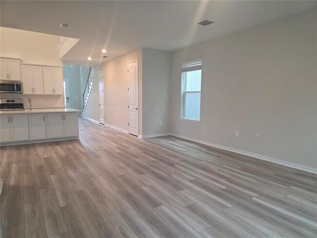 Building Photo - 5156 Dominion Aly