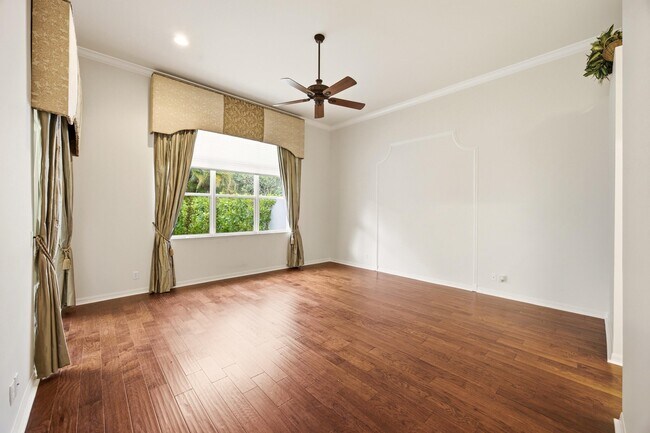 Building Photo - 195 Sedona Way