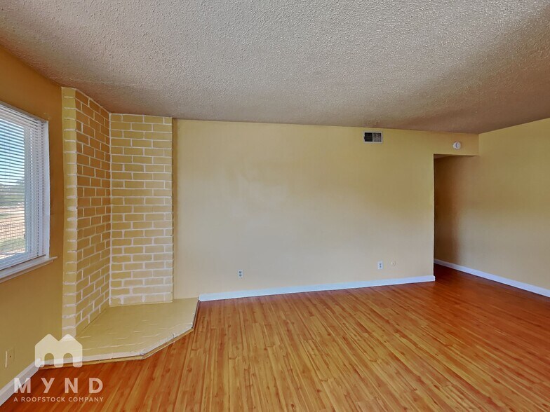 Building Photo - 4137 Apostolo Cir