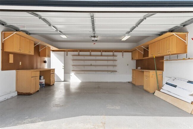 Building Photo - 42 Atherton-