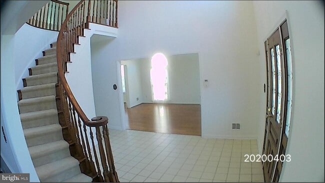 Building Photo - 5430 Ashleigh Rd