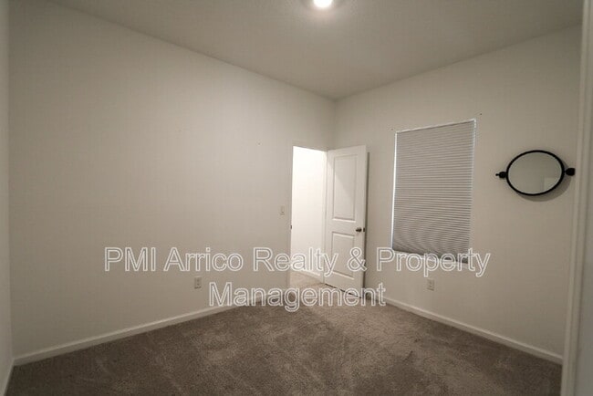 Building Photo - 35552 Shade Fern Ln