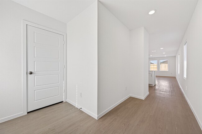 Building Photo - 26738 Cascade Sunrise St