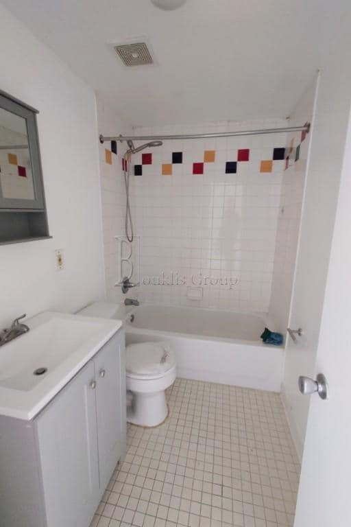 Building Photo - 1 bedroom in ASTORIA NY 11106