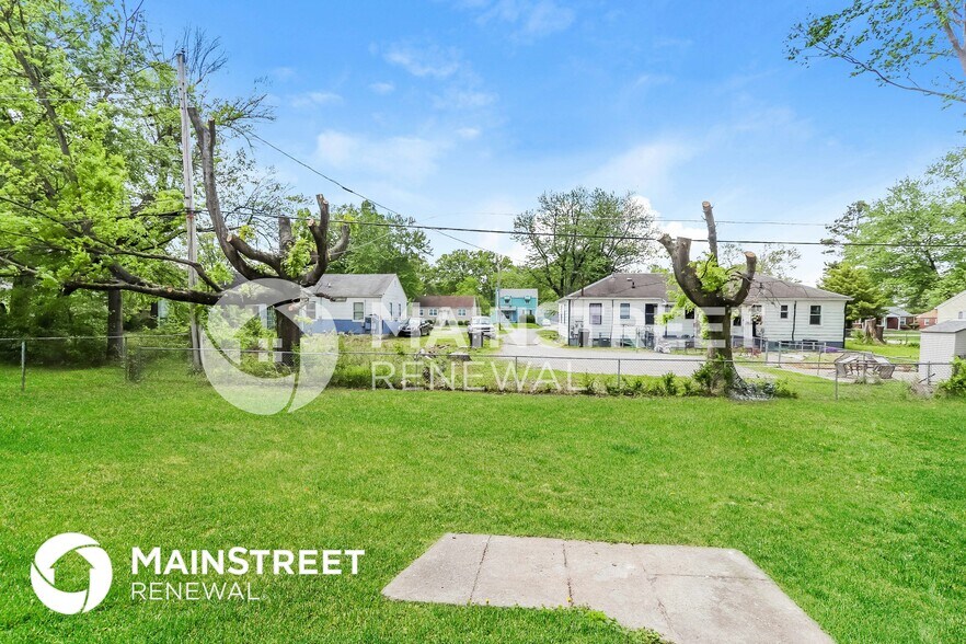 Building Photo - 6520 Estele Ave
