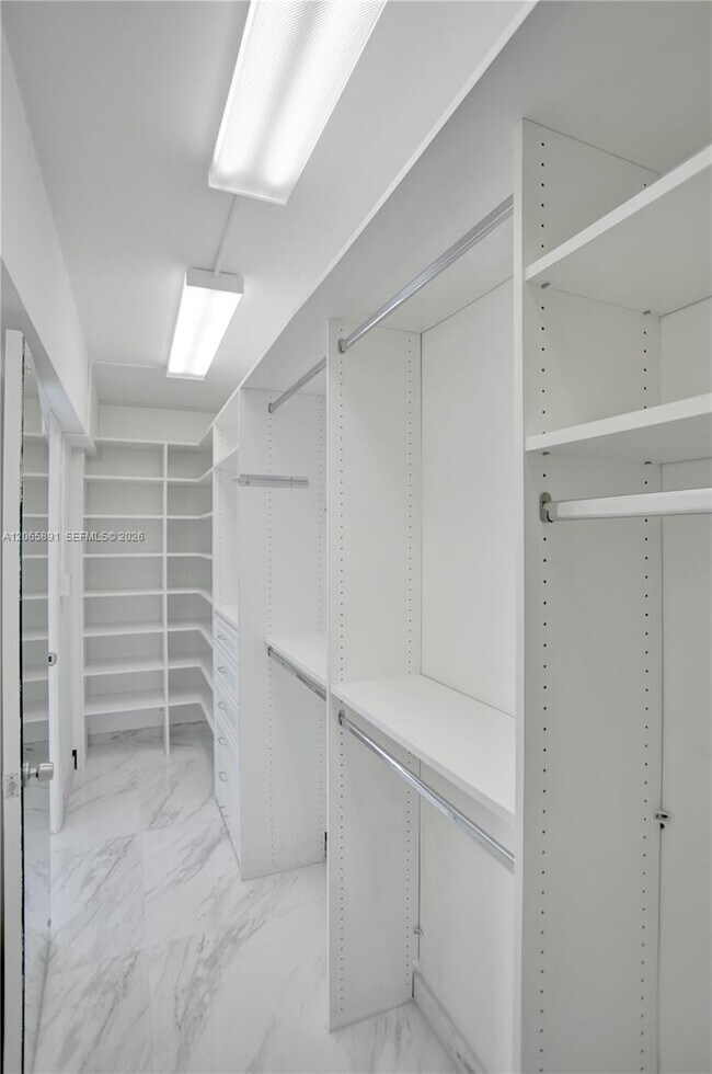 Building Photo - 286 Bal Bay Dr
