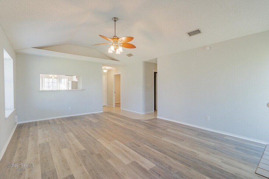 Building Photo - 2957 Oak Ridge Ct