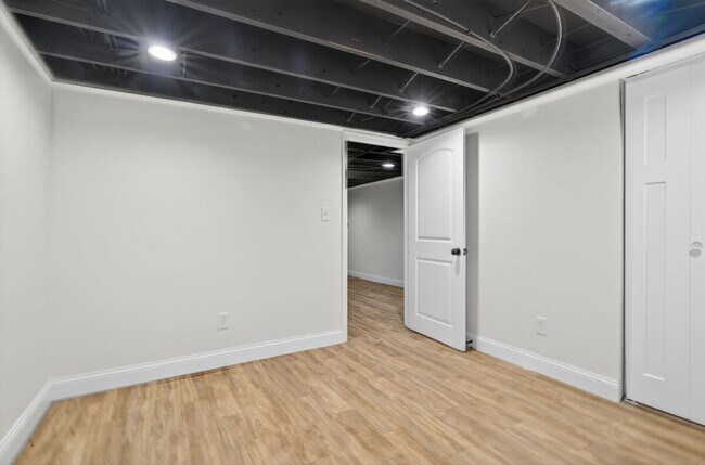 Building Photo - 2348 Vorhof Dr