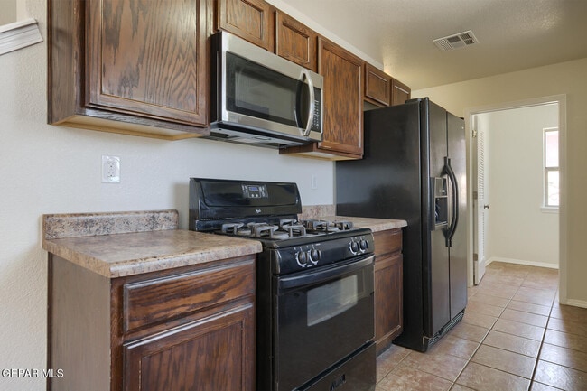 Building Photo - 14202 Ranier Point Dr