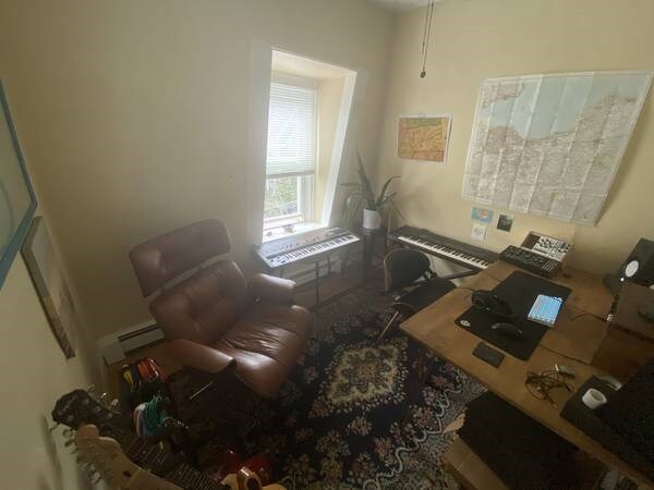 Building Photo - 16 Claremon St