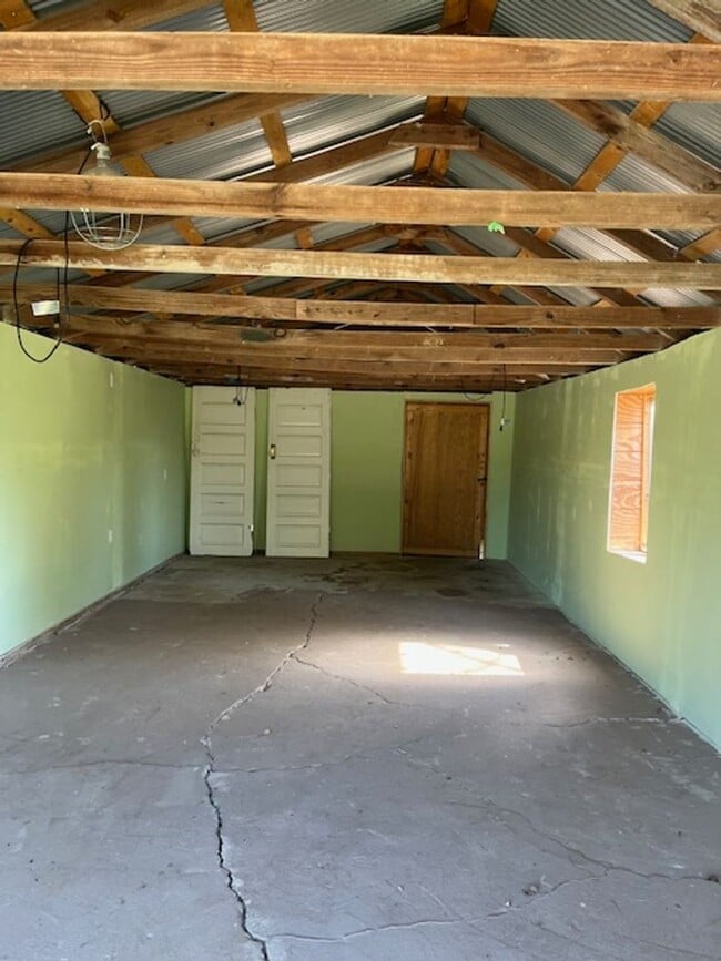 Building Photo - 72 Henry Harris Ln