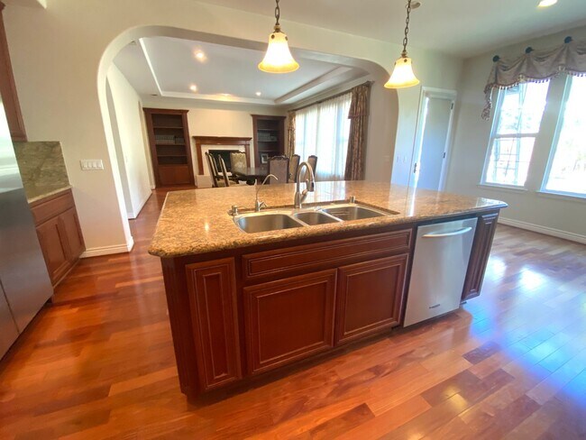 Building Photo - 3603 Fieldview Ct