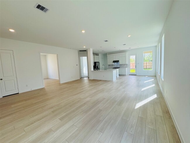 Building Photo - 4227 Eagle Pass Dr